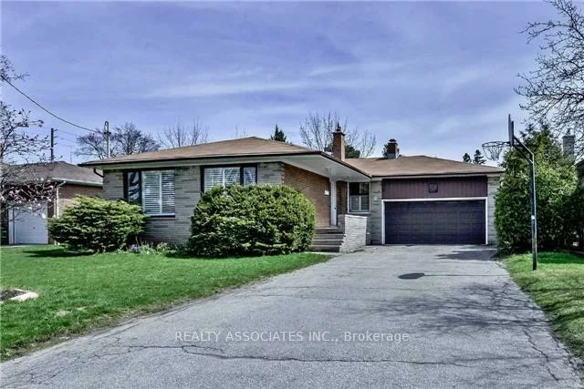 9, Muirkirk, Willowdale West, Toronto