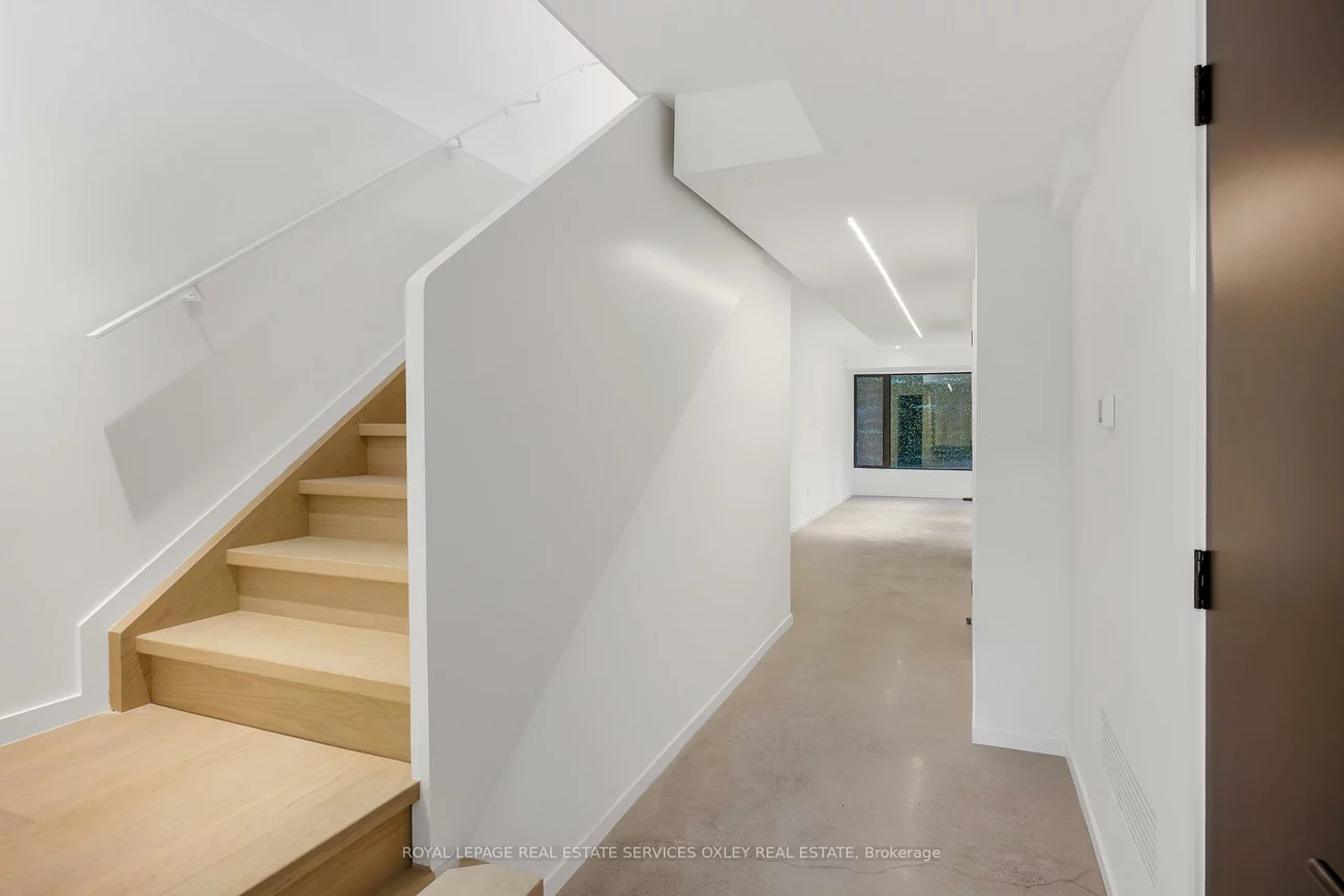 20A, Gormley, Yonge-St. Clair, Toronto