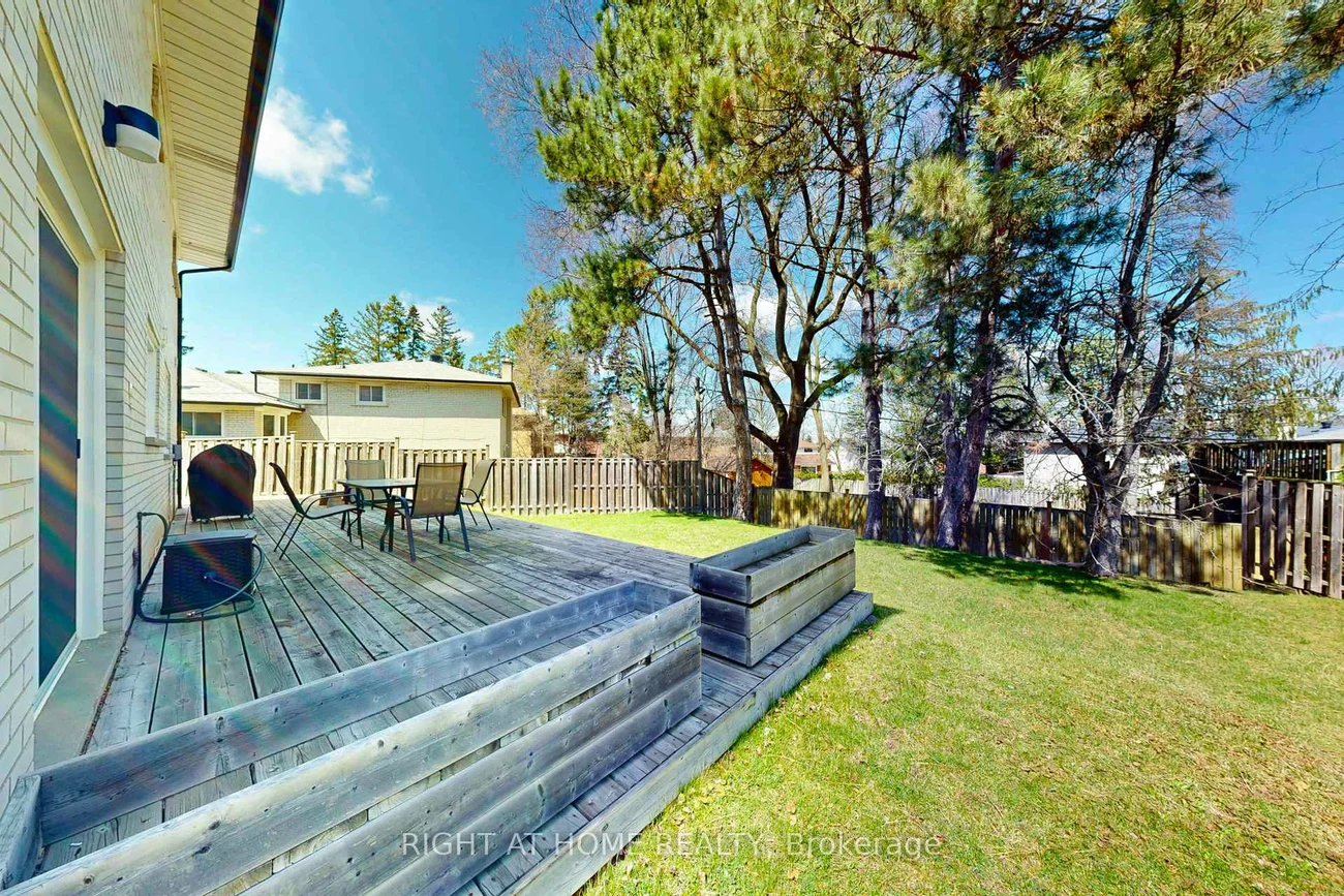 5, Robinter, Newtonbrook East, Toronto