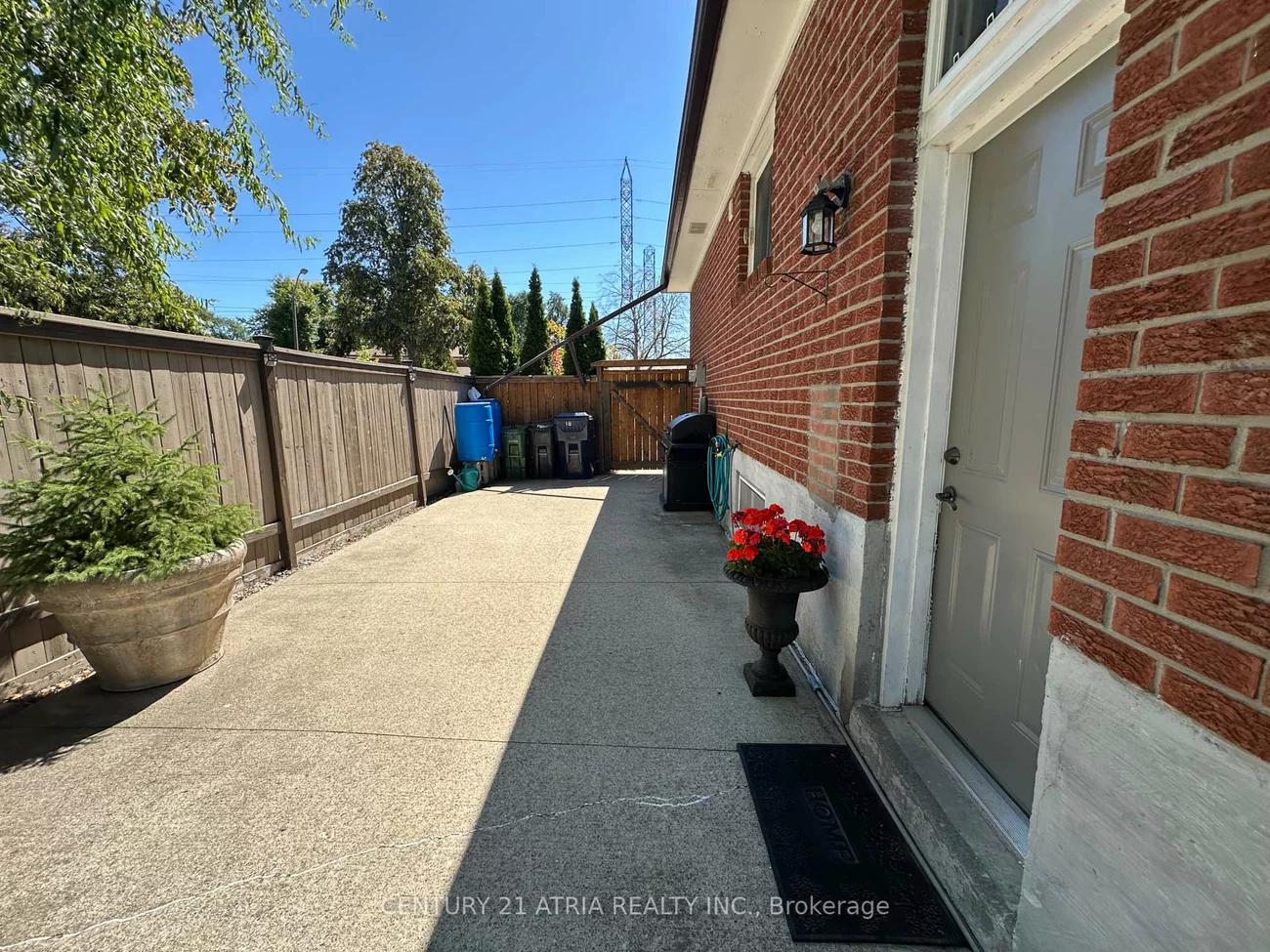 18, Reiber, Bayview Woods-Steeles, Toronto