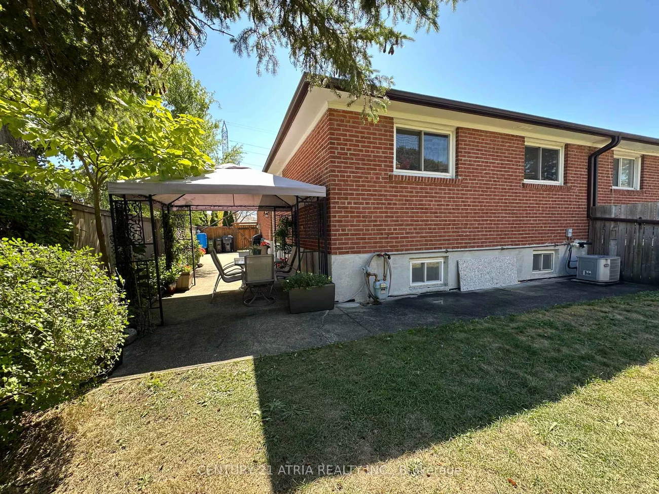 18, Reiber, Bayview Woods-Steeles, Toronto