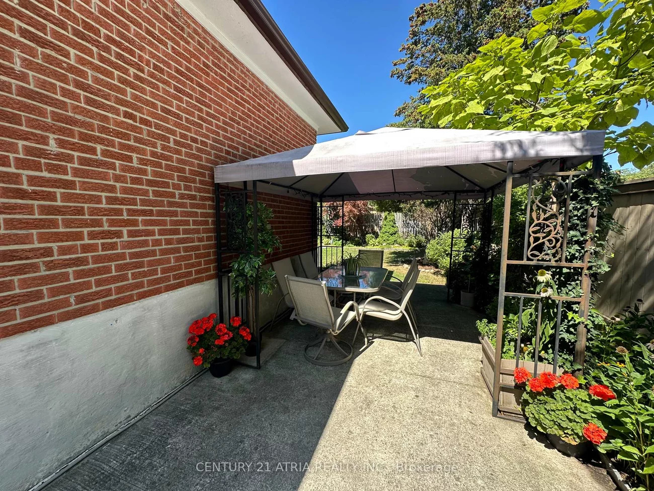 18, Reiber, Bayview Woods-Steeles, Toronto