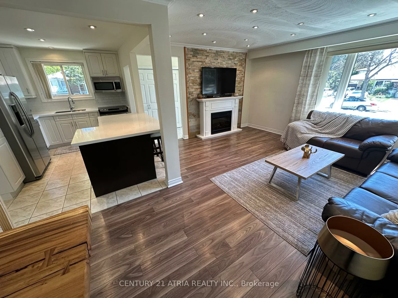 18, Reiber, Bayview Woods-Steeles, Toronto