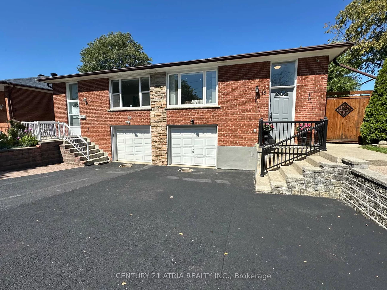 18, Reiber, Bayview Woods-Steeles, Toronto