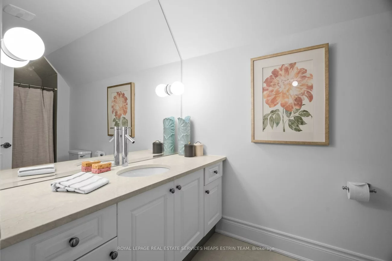 42, True Davidson, Leaside, Toronto