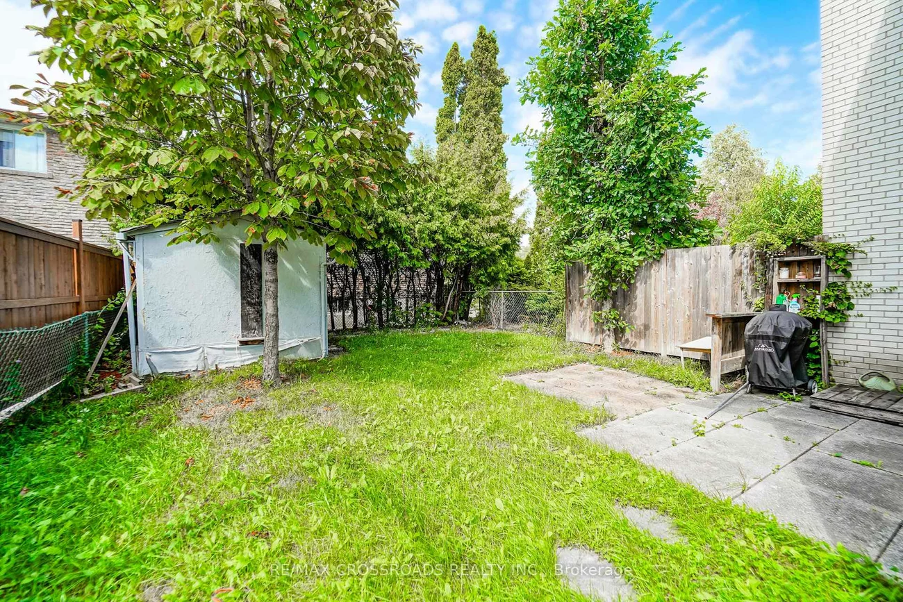8, Topaz, Bayview Woods-Steeles, Toronto
