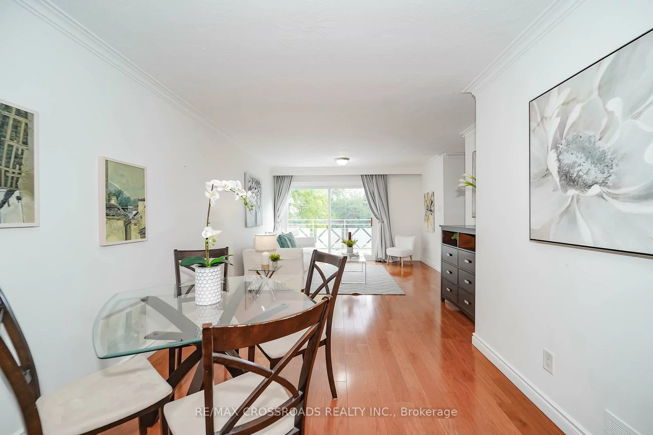 8, Topaz, Bayview Woods-Steeles, Toronto