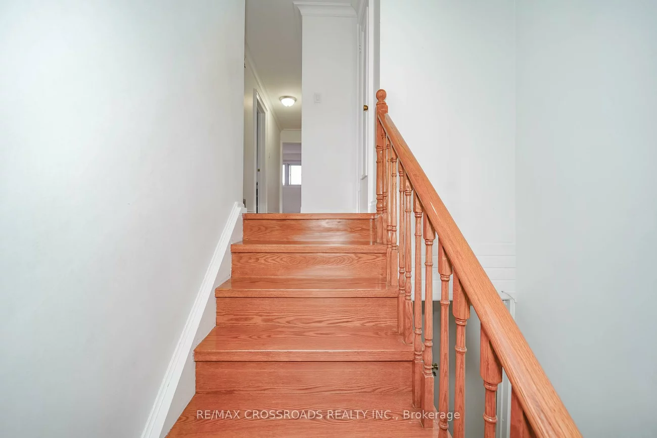 8, Topaz, Bayview Woods-Steeles, Toronto