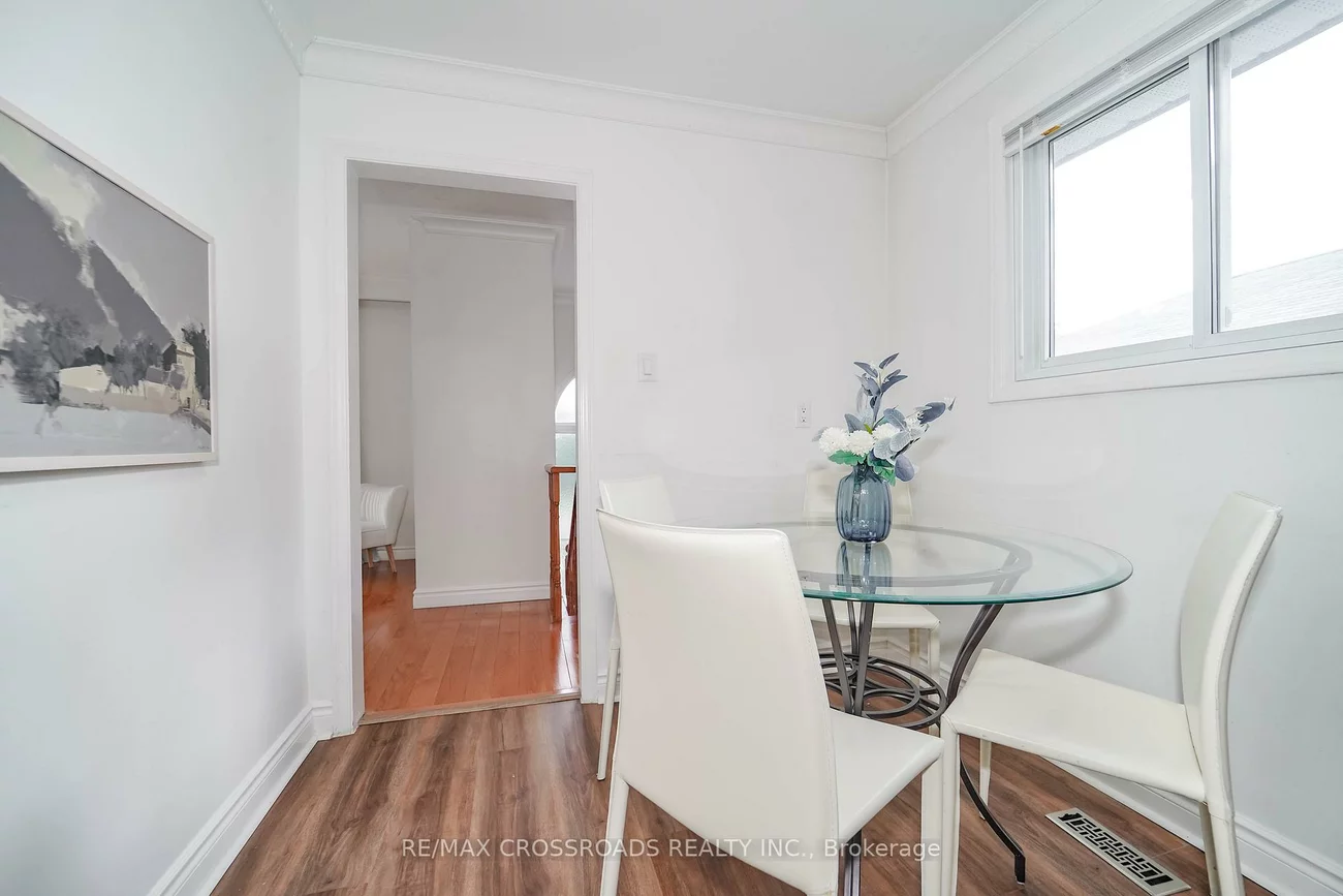 8, Topaz, Bayview Woods-Steeles, Toronto