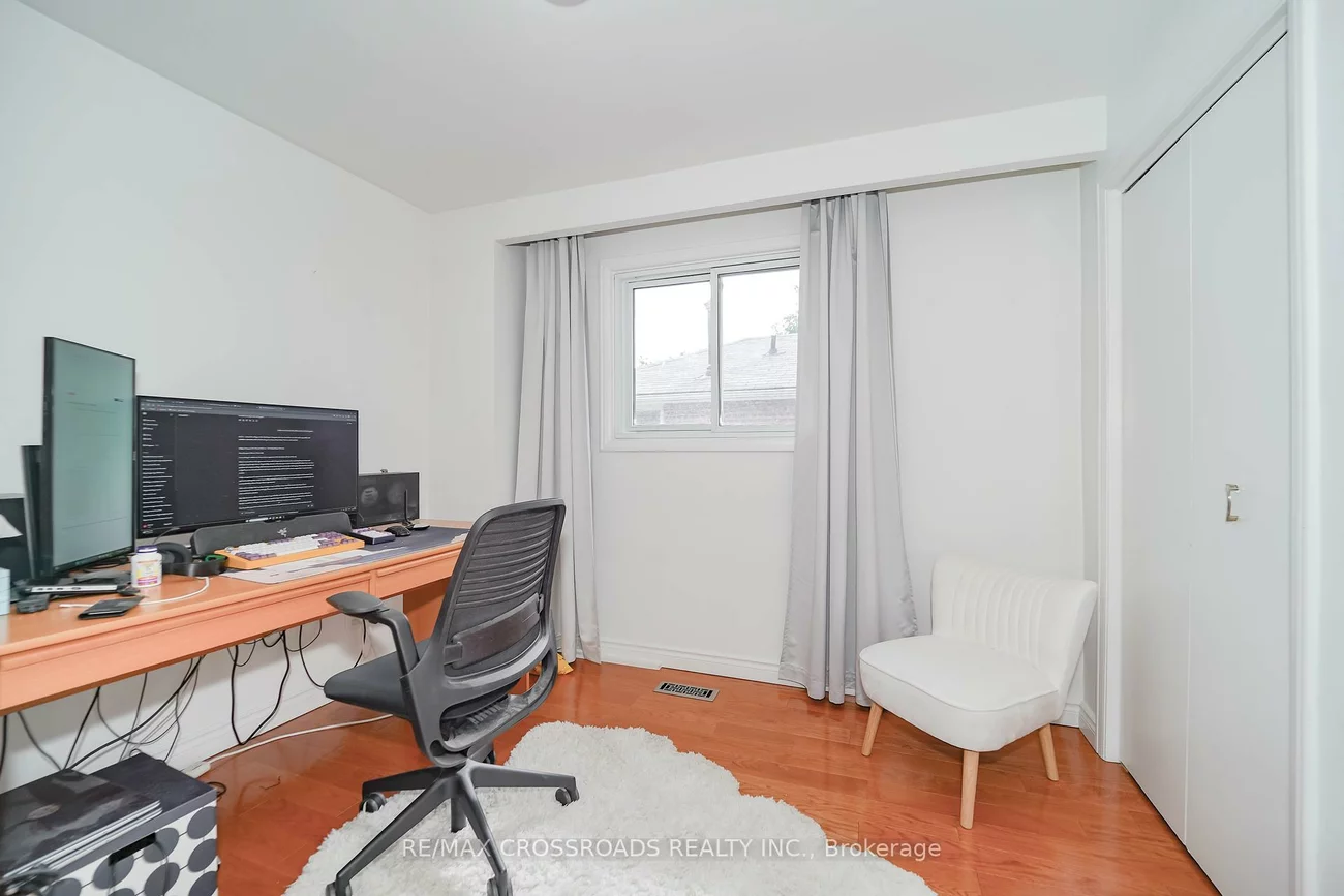 8, Topaz, Bayview Woods-Steeles, Toronto