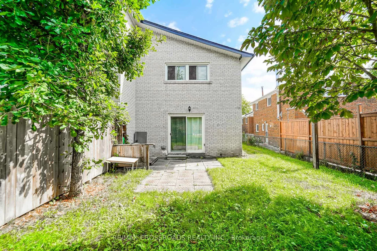 8, Topaz, Bayview Woods-Steeles, Toronto