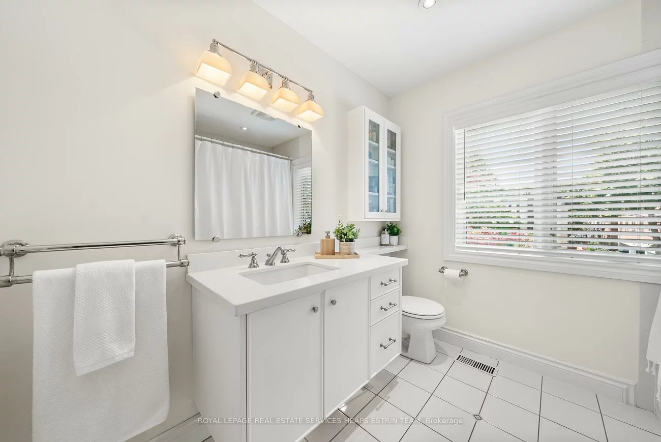 43, Randolph, Leaside, Toronto
