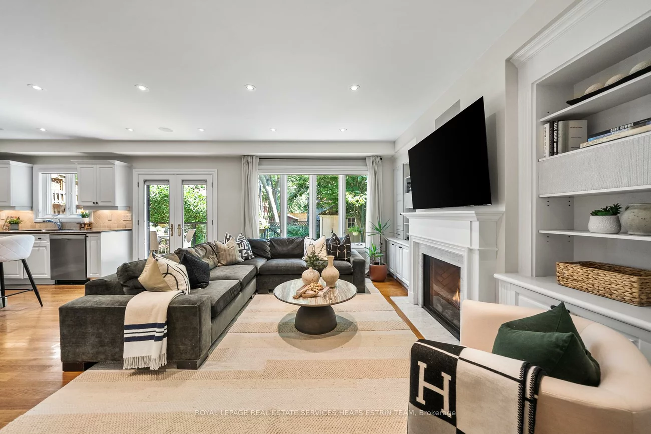 43, Randolph, Leaside, Toronto
