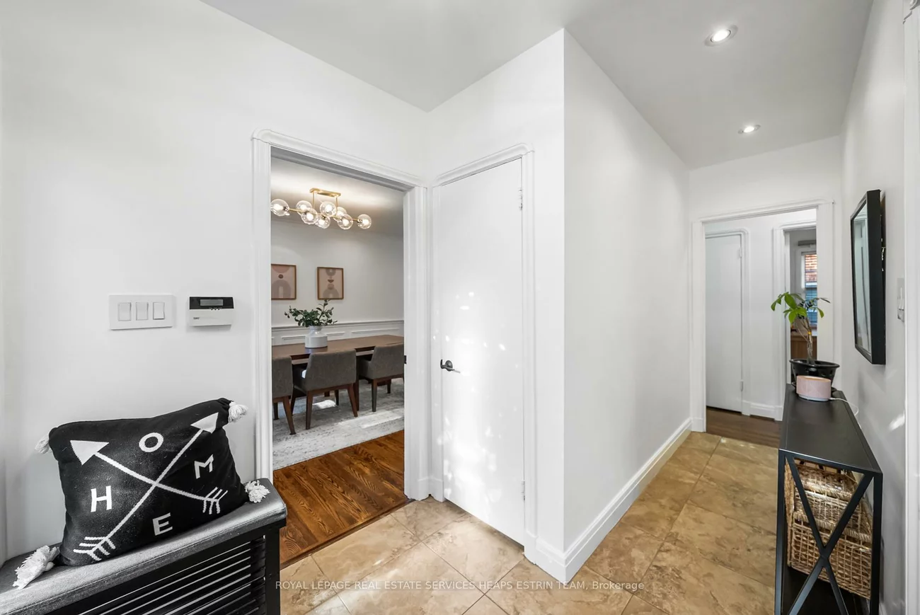 212, York Mills, St. Andrew-Windfields, Toronto