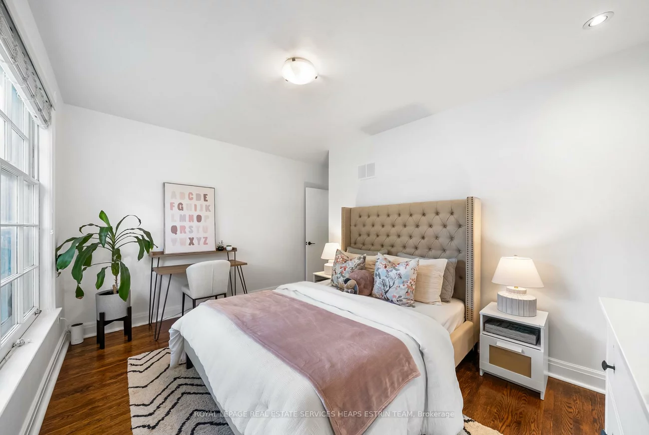 212, York Mills, St. Andrew-Windfields, Toronto