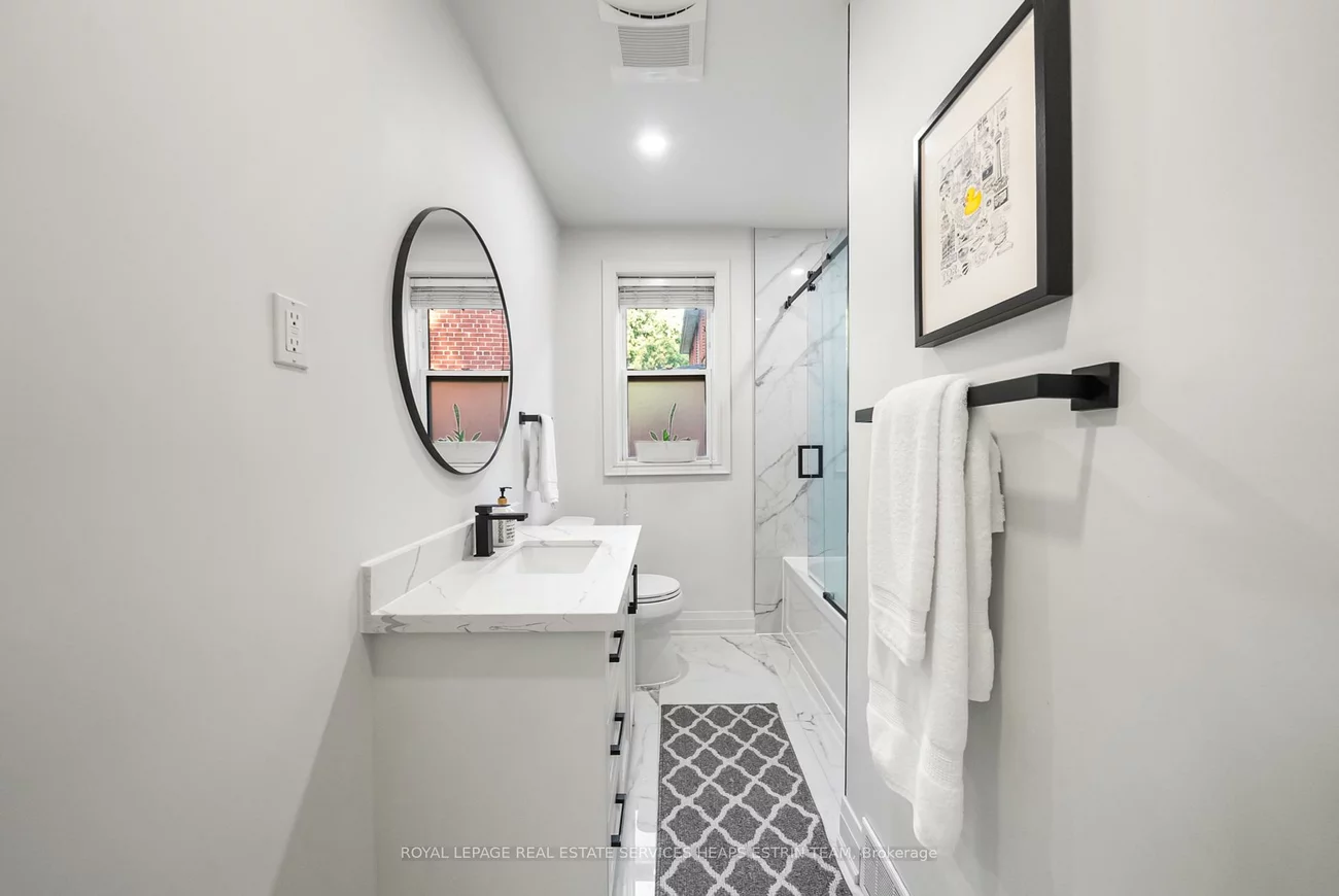 212, York Mills, St. Andrew-Windfields, Toronto