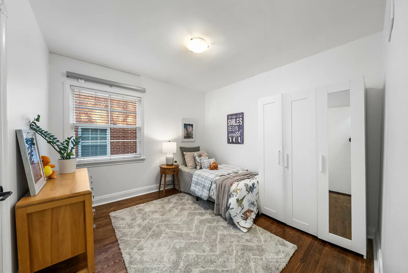 212, York Mills, St. Andrew-Windfields, Toronto