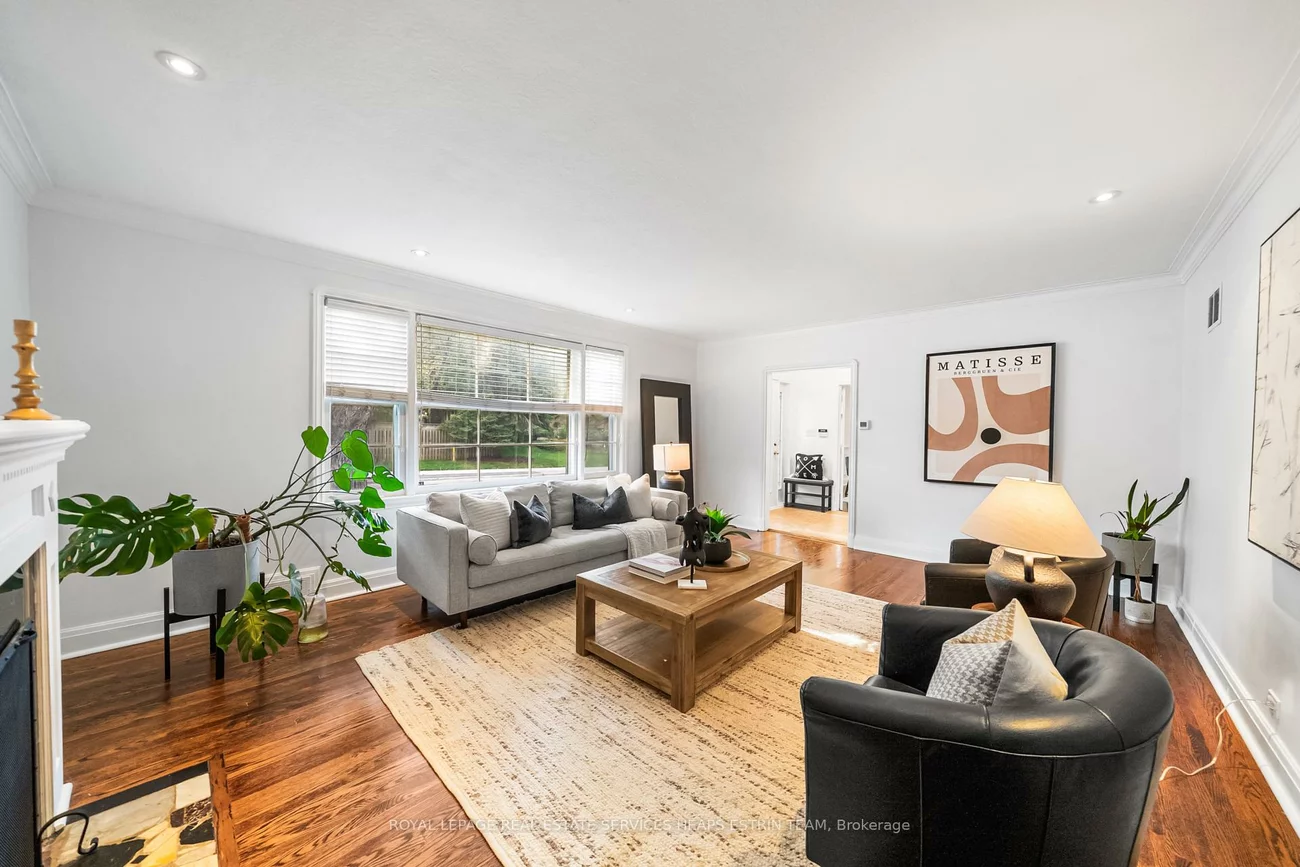 212, York Mills, St. Andrew-Windfields, Toronto