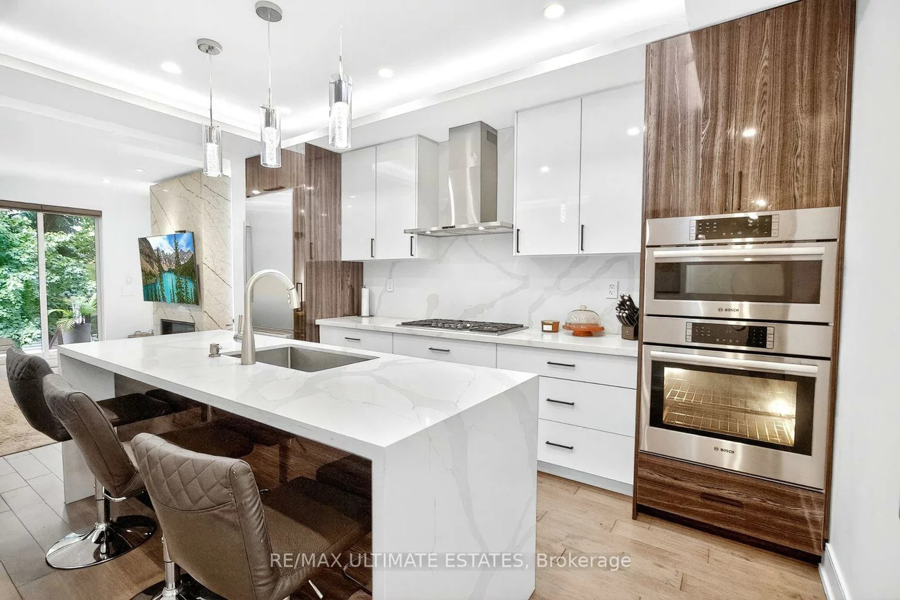 46, Franklin, Lansing-Westgate, Toronto