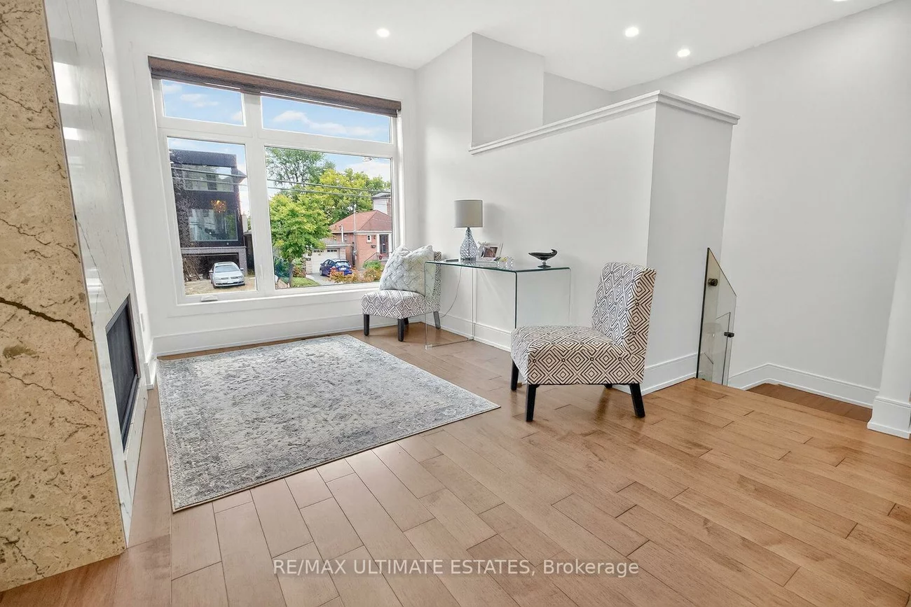 46, Franklin, Lansing-Westgate, Toronto