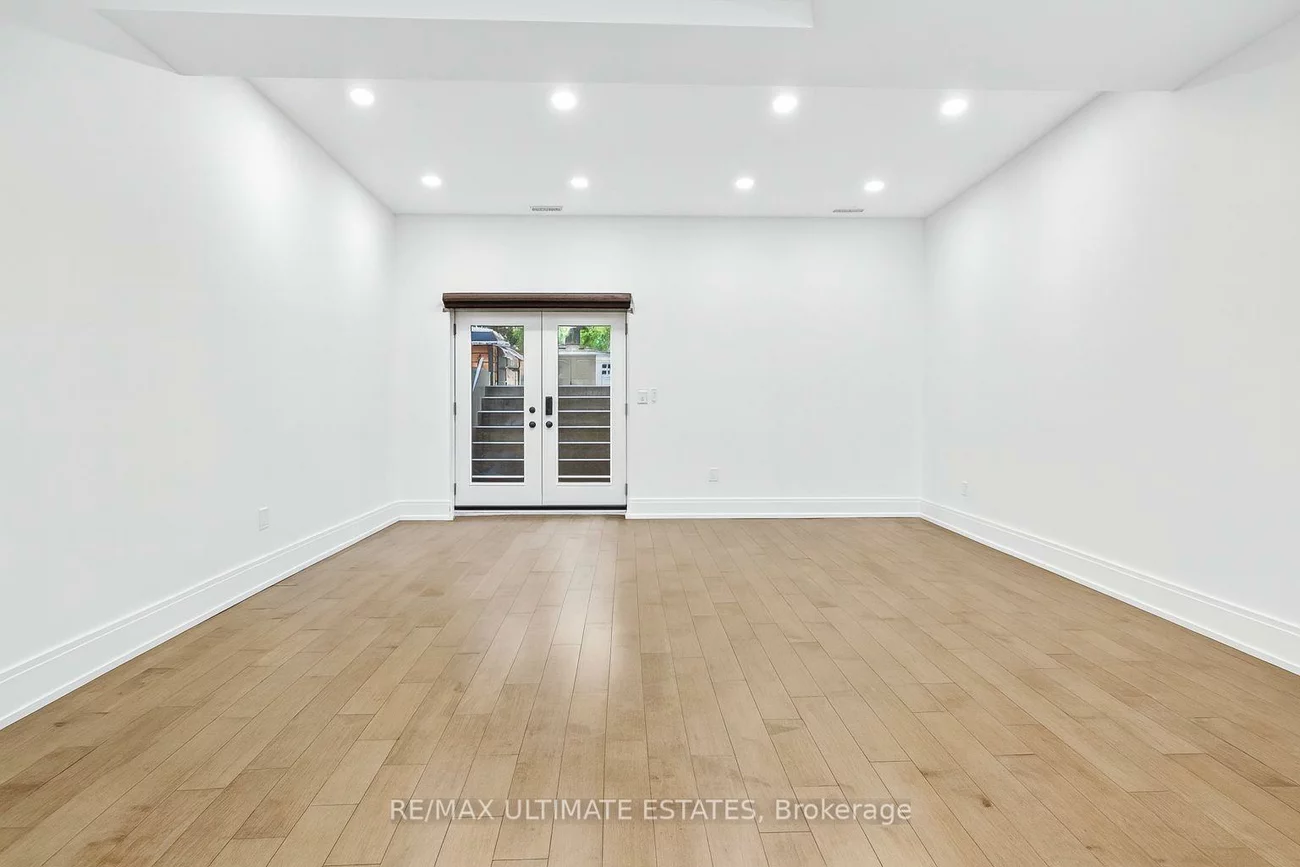 46, Franklin, Lansing-Westgate, Toronto