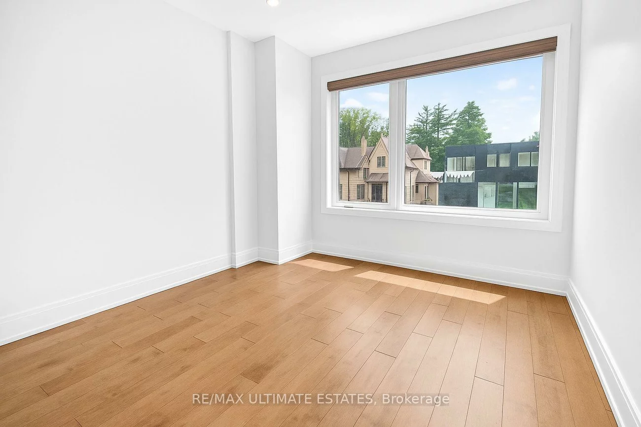 46, Franklin, Lansing-Westgate, Toronto