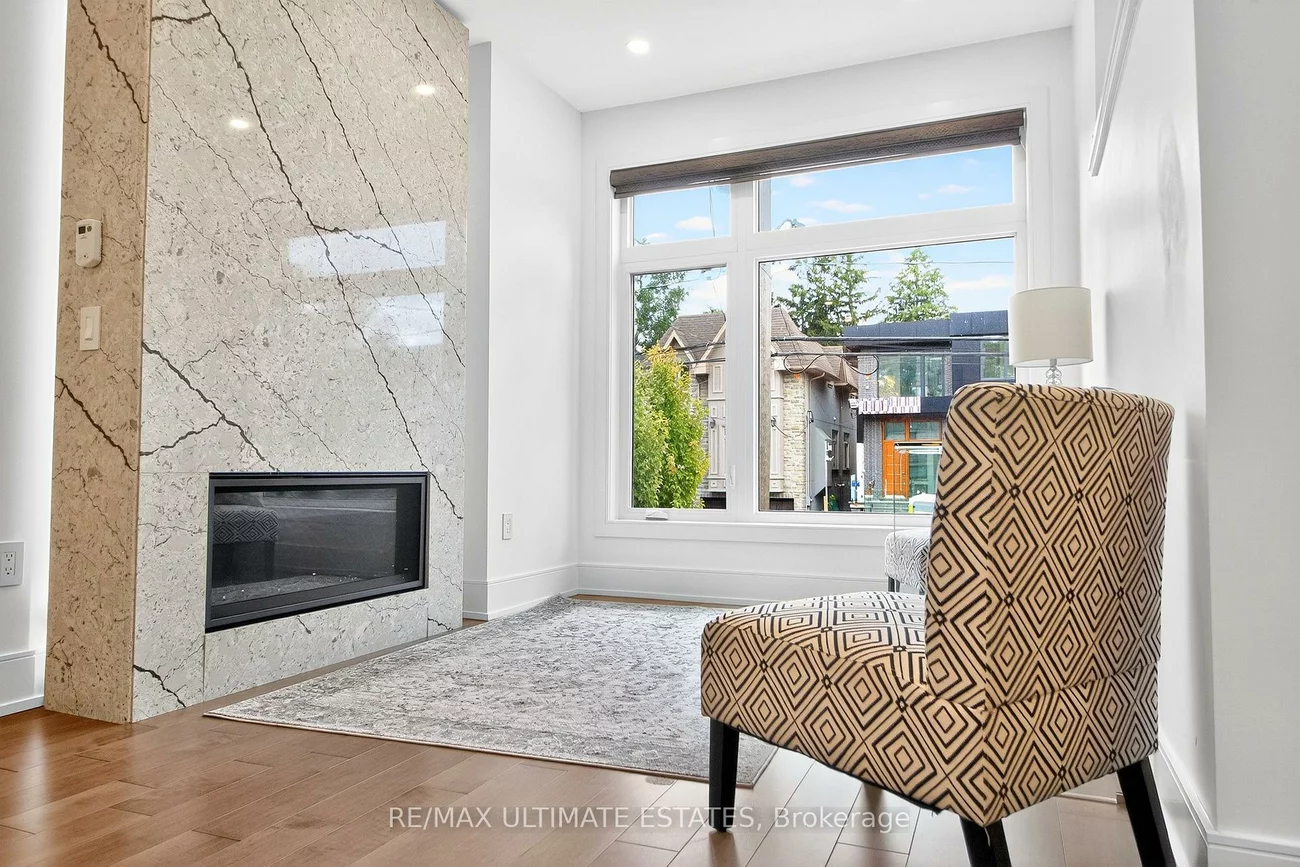 46, Franklin, Lansing-Westgate, Toronto