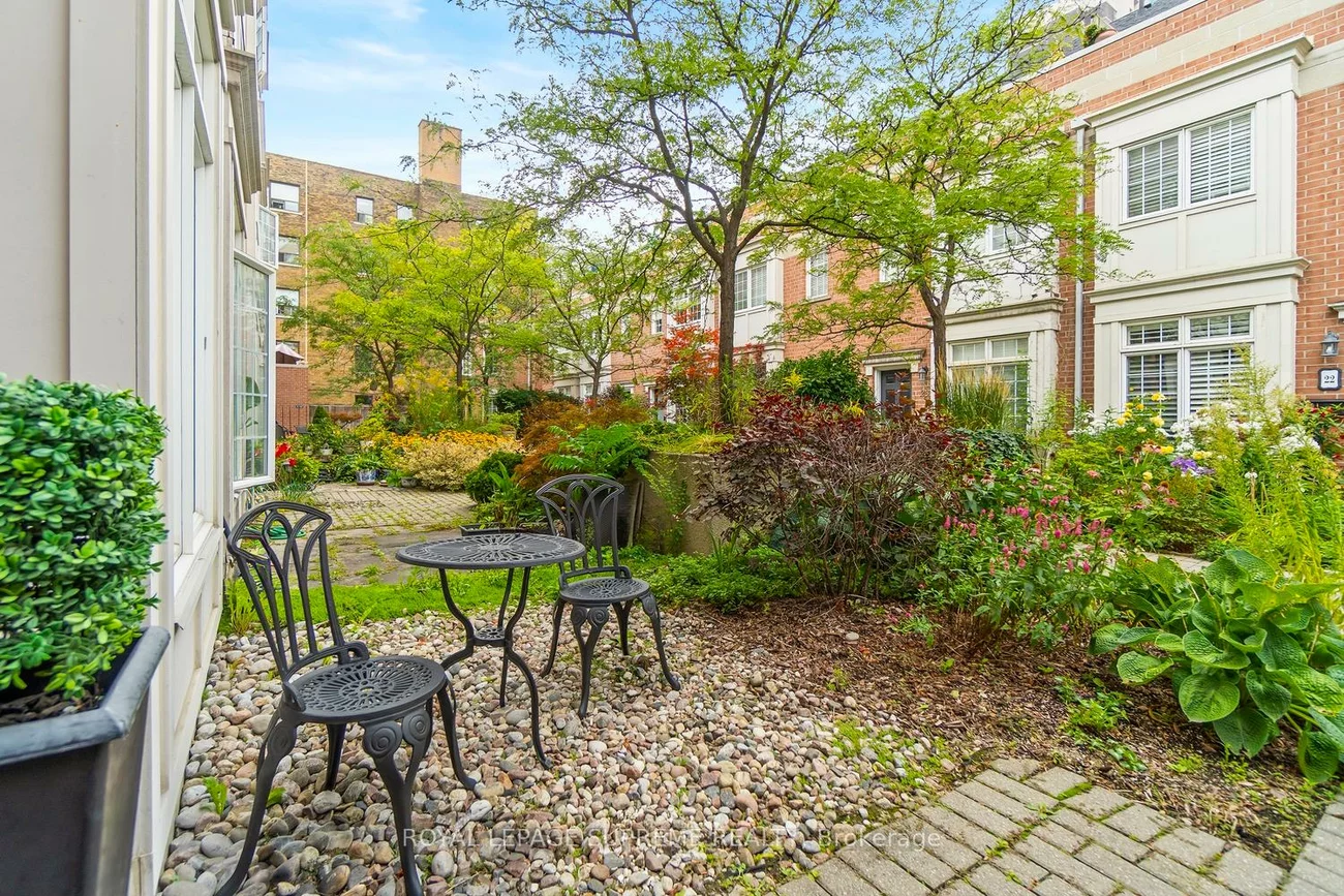 6, Wellesley, North St. James Town, Toronto