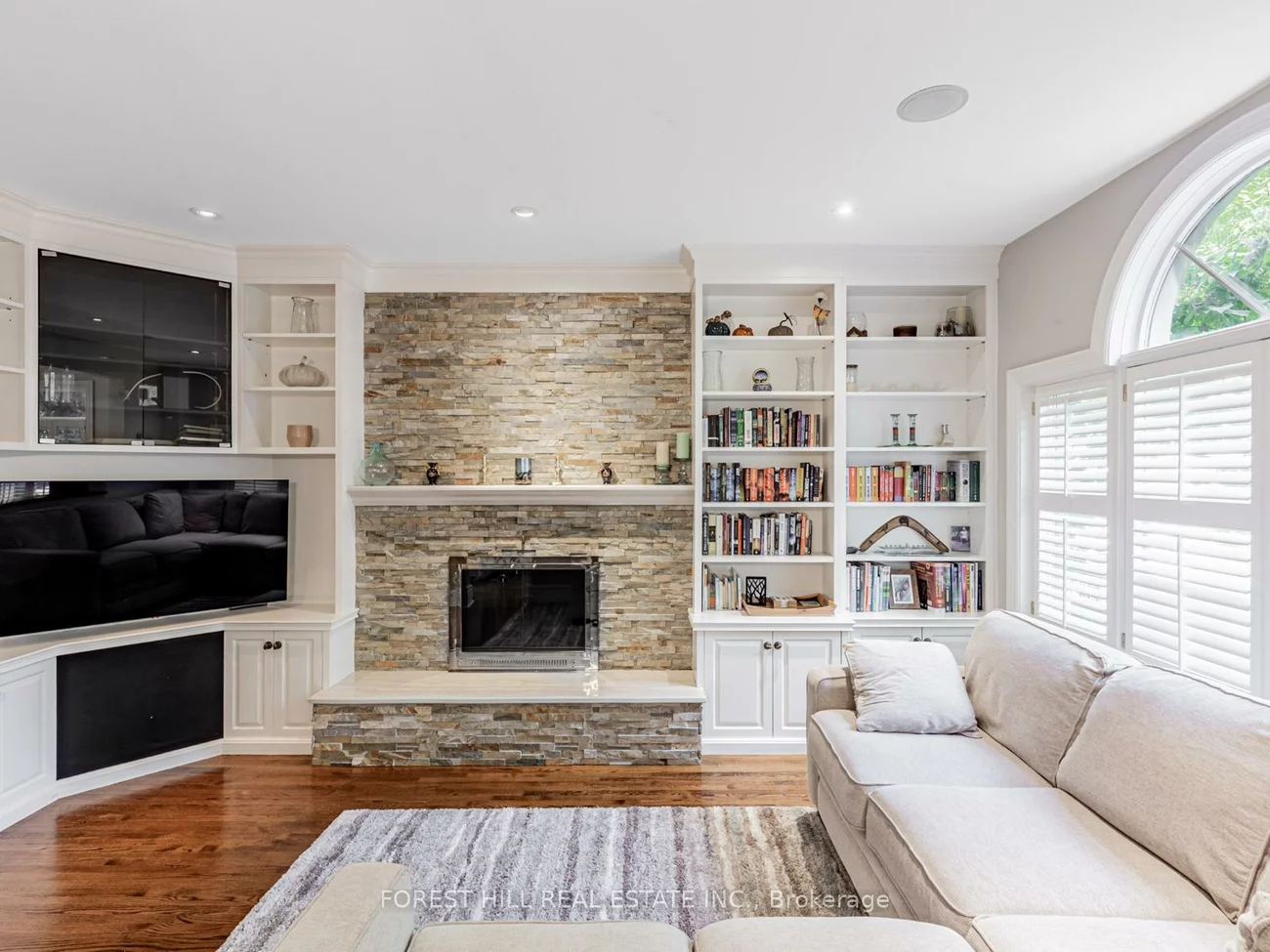 492, Melrose, Bedford Park-Nortown, Toronto