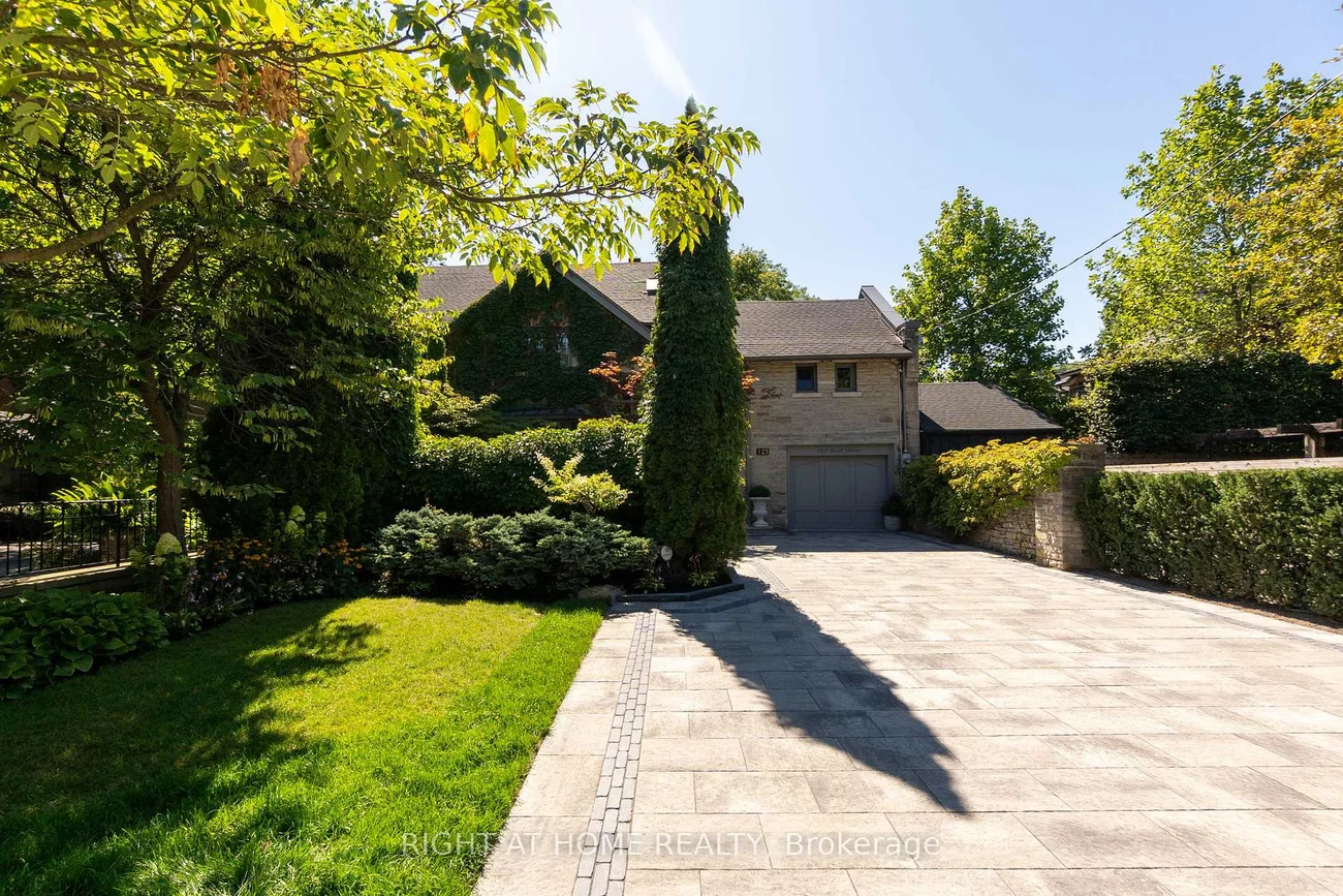 123, South, Rosedale-Moore Park, Toronto