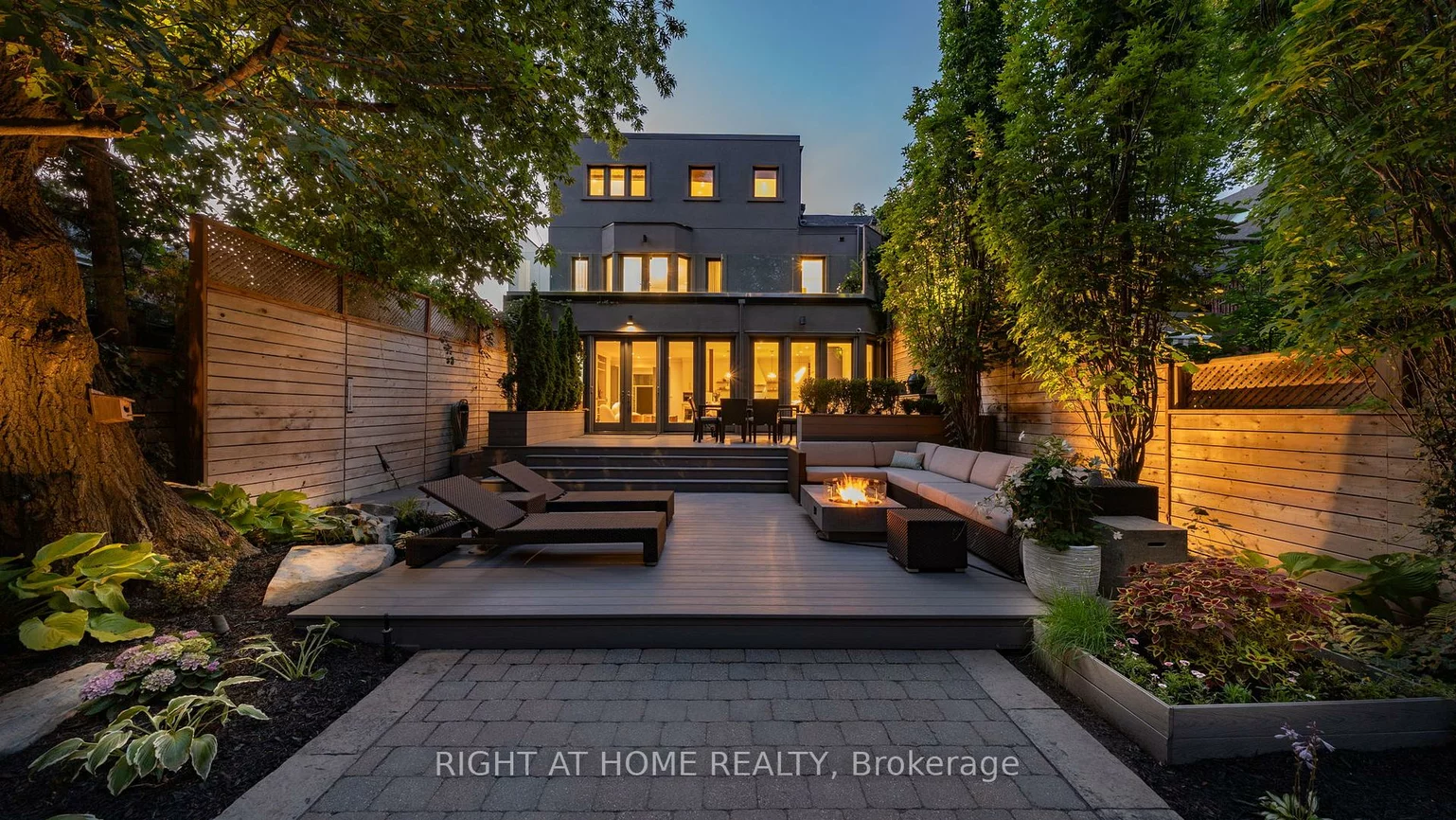 123, South, Rosedale-Moore Park, Toronto