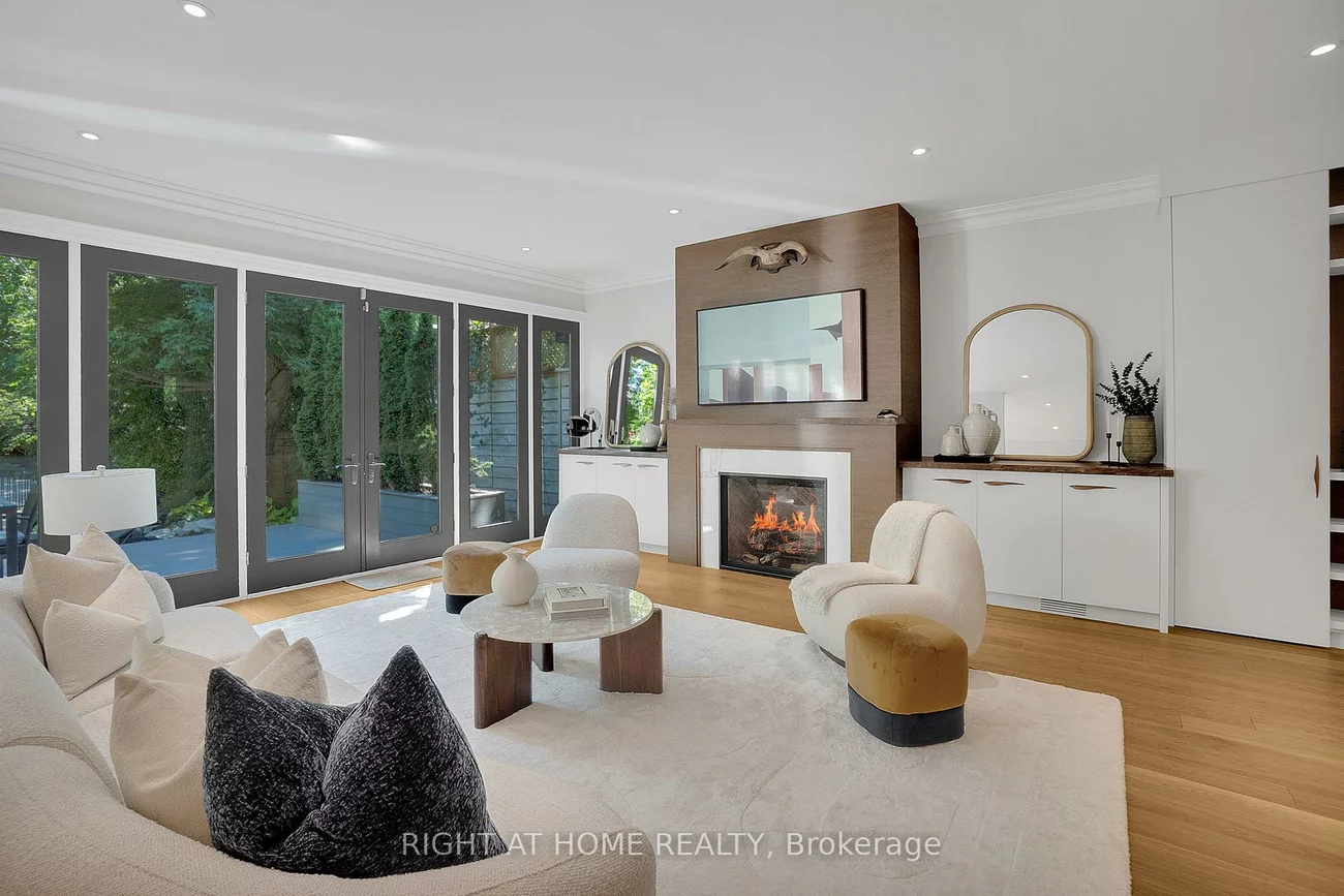 123, South, Rosedale-Moore Park, Toronto