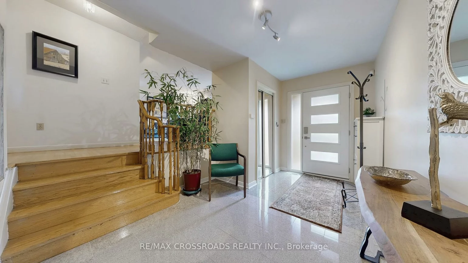 218, Kingslake, Don Valley Village, Toronto