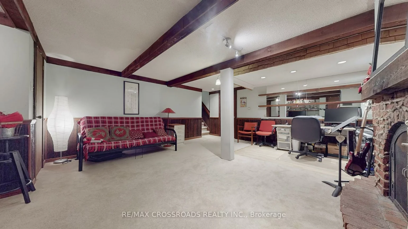 218, Kingslake, Don Valley Village, Toronto
