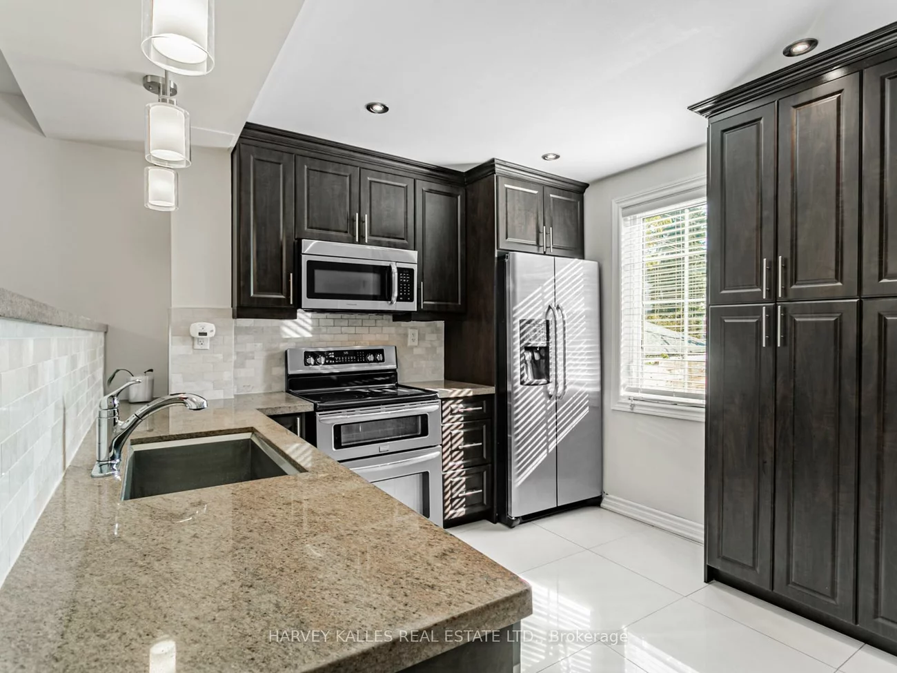 365, Atlas, Humewood-Cedarvale, Toronto