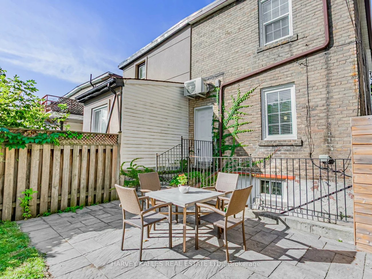 365, Atlas, Humewood-Cedarvale, Toronto