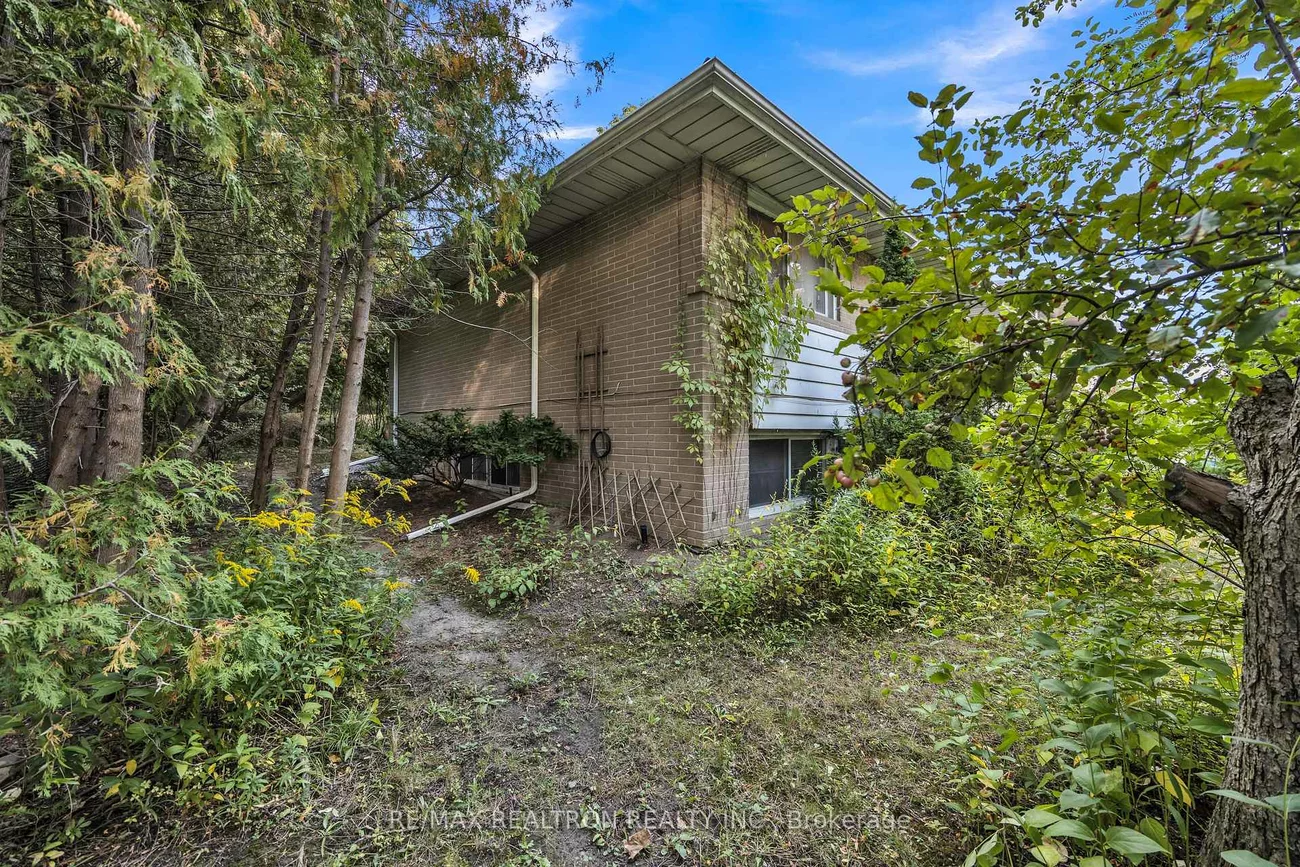 120, Laurentide, Parkwoods-Donalda, Toronto