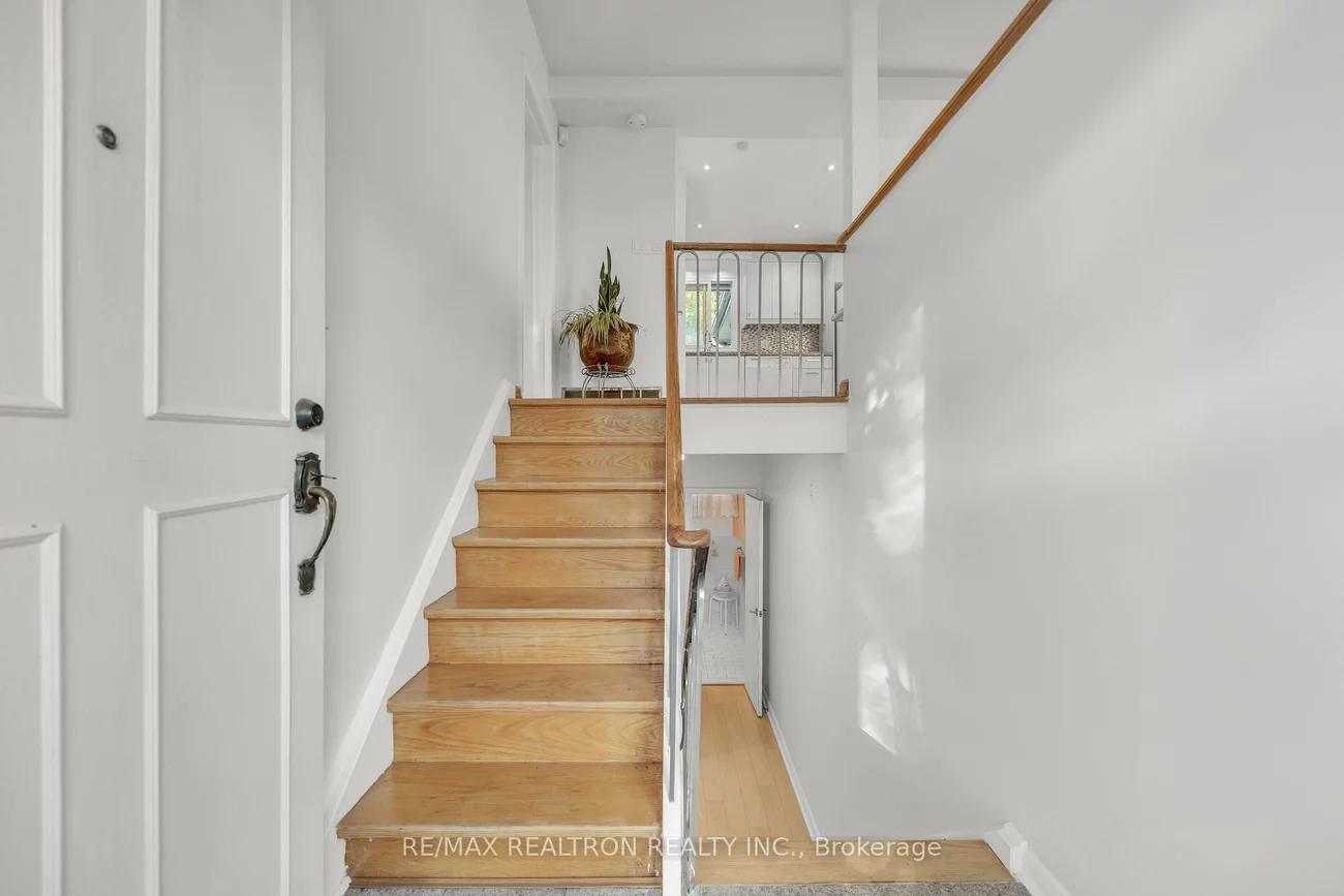 120, Laurentide, Parkwoods-Donalda, Toronto