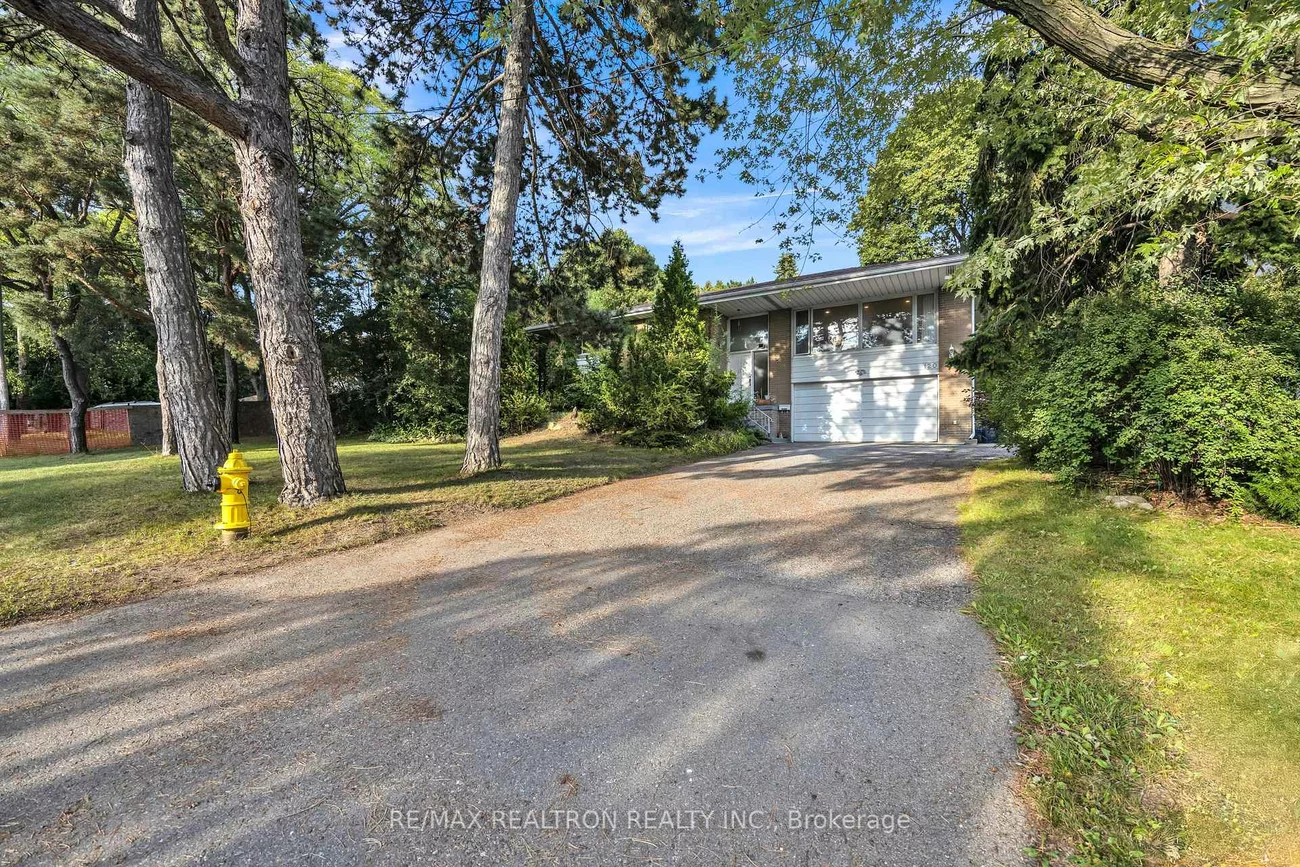 120, Laurentide, Parkwoods-Donalda, Toronto