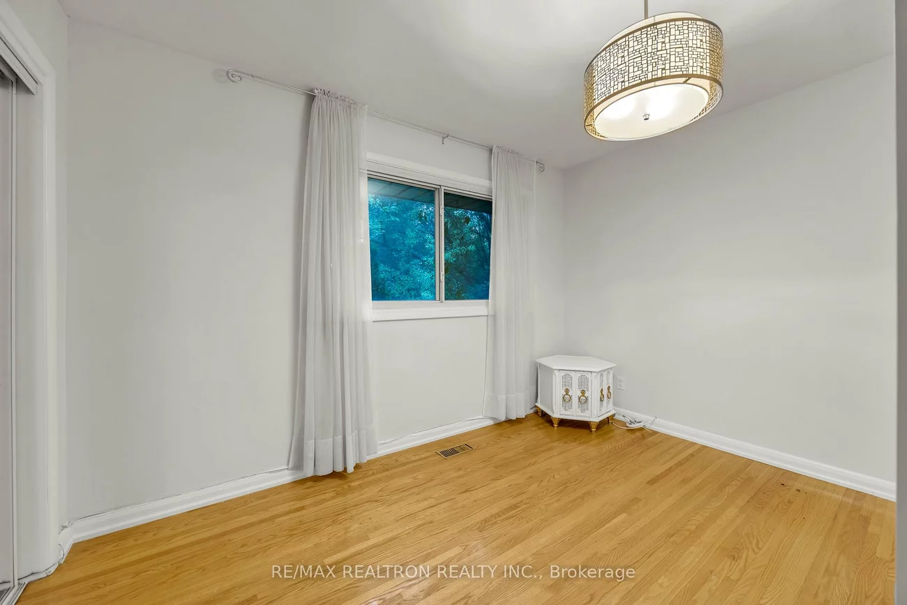 120, Laurentide, Parkwoods-Donalda, Toronto