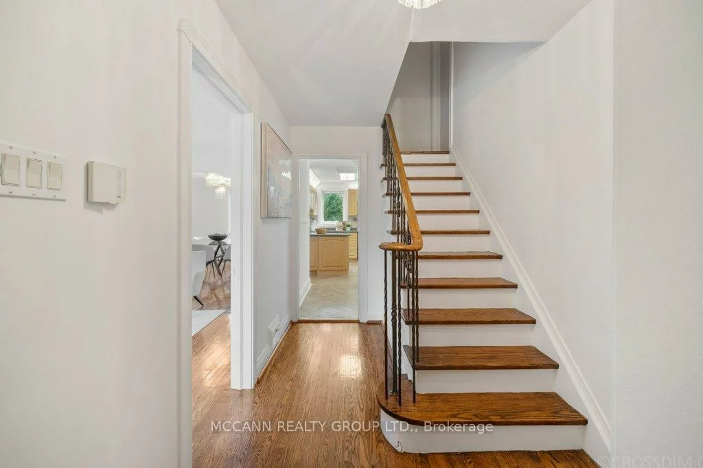 118, Braeside, Lawrence Park North, Toronto