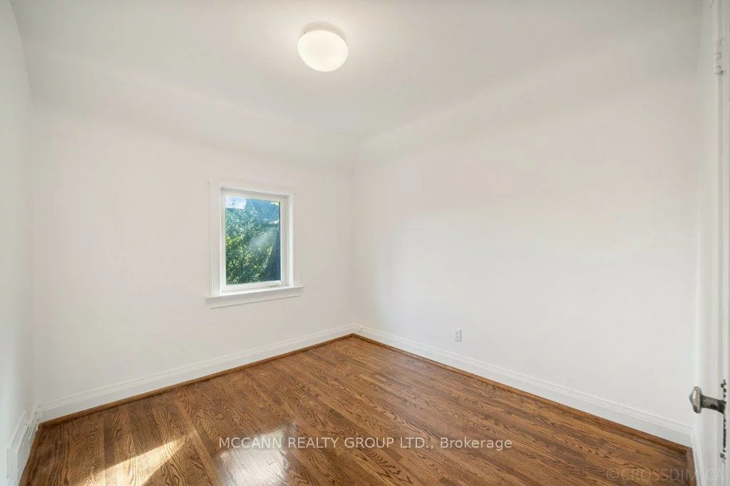 118, Braeside, Lawrence Park North, Toronto