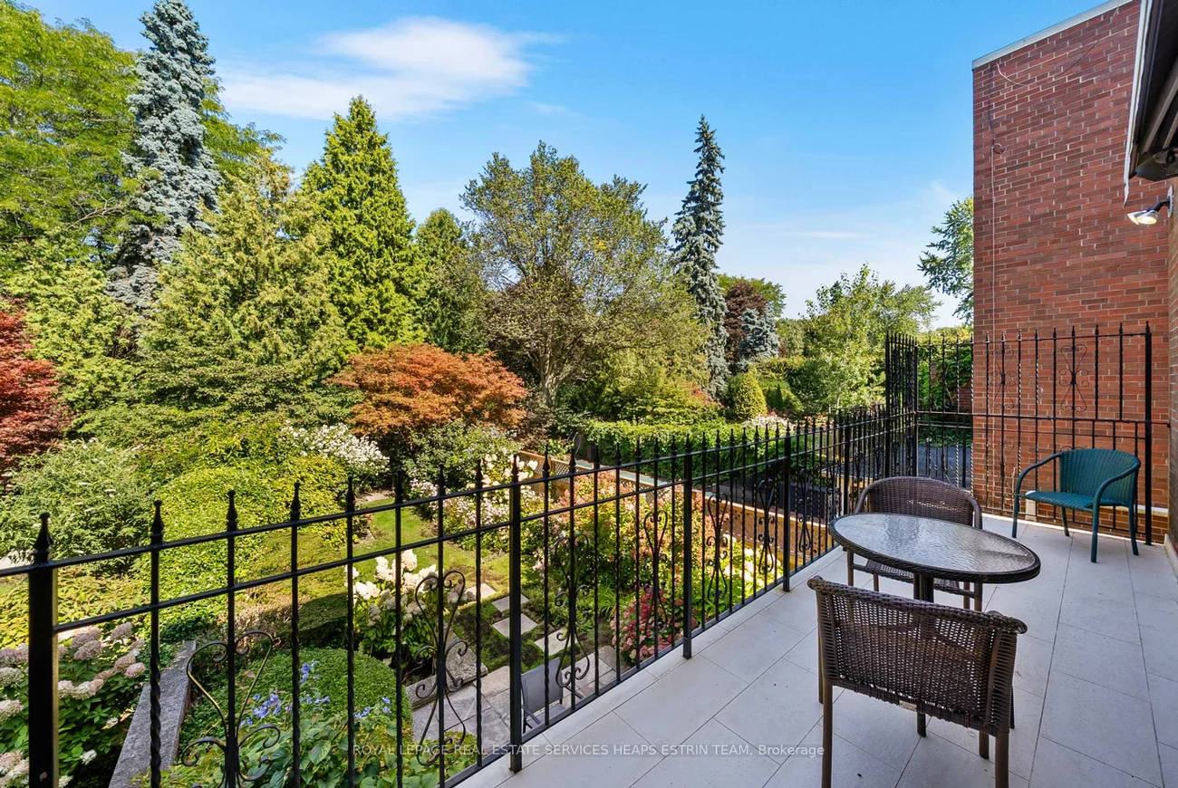 100, Elm, Rosedale-Moore Park, Toronto