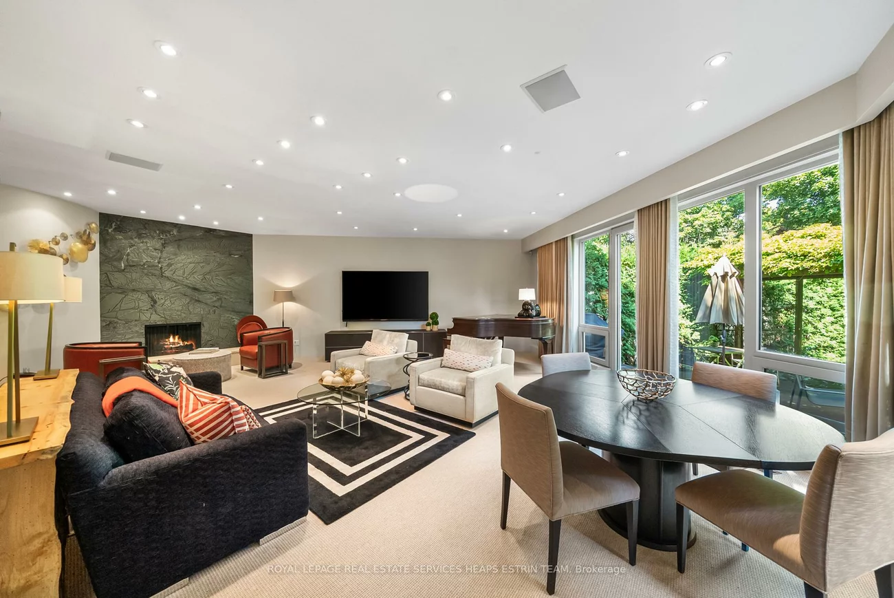 53, Colin, Yonge-Eglinton, Toronto
