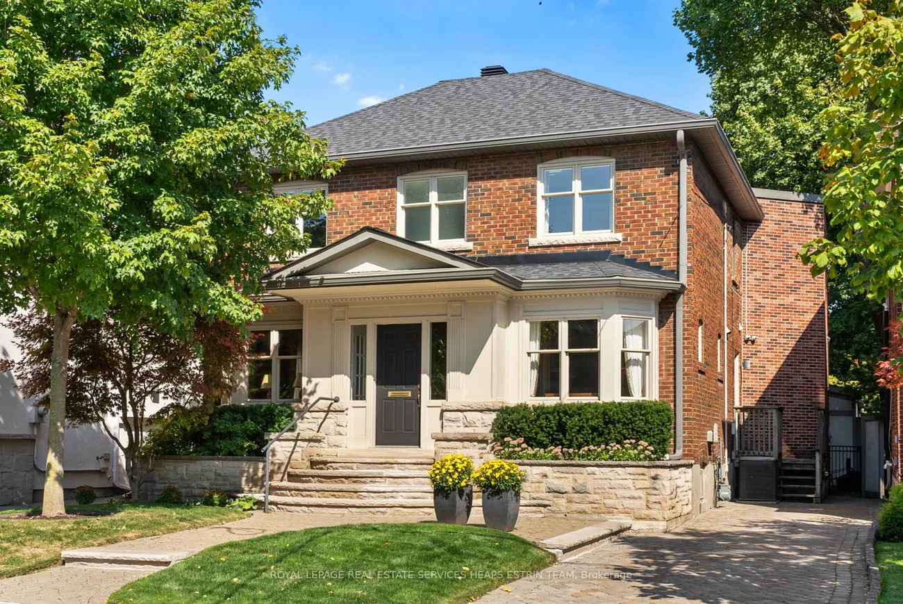 53, Colin, Yonge-Eglinton, Toronto