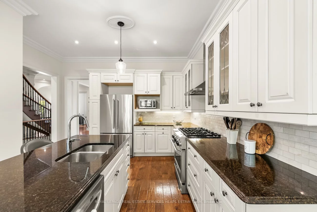 44, True Davidson, Leaside, Toronto