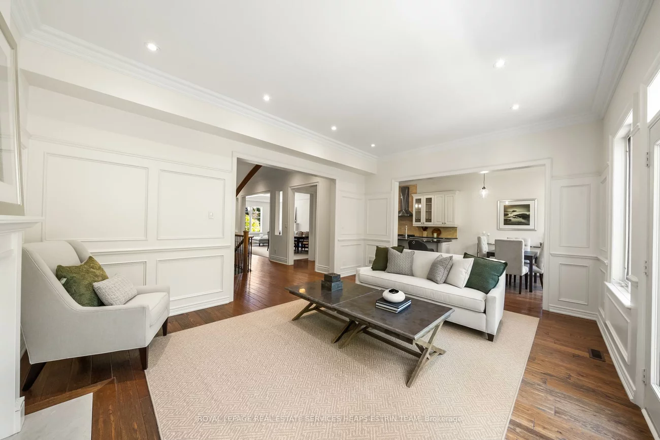 44, True Davidson, Leaside, Toronto