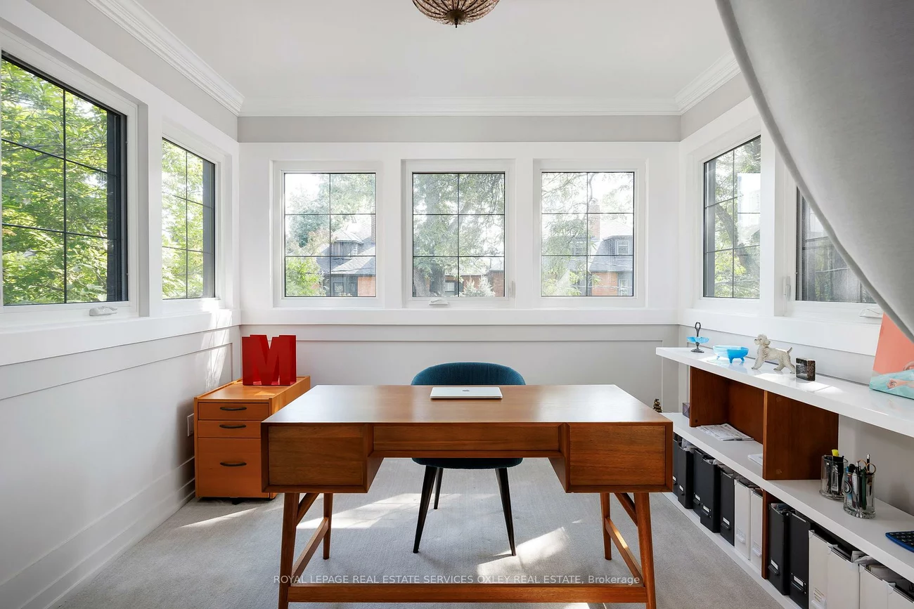 26, Mcmaster, Casa Loma, Toronto