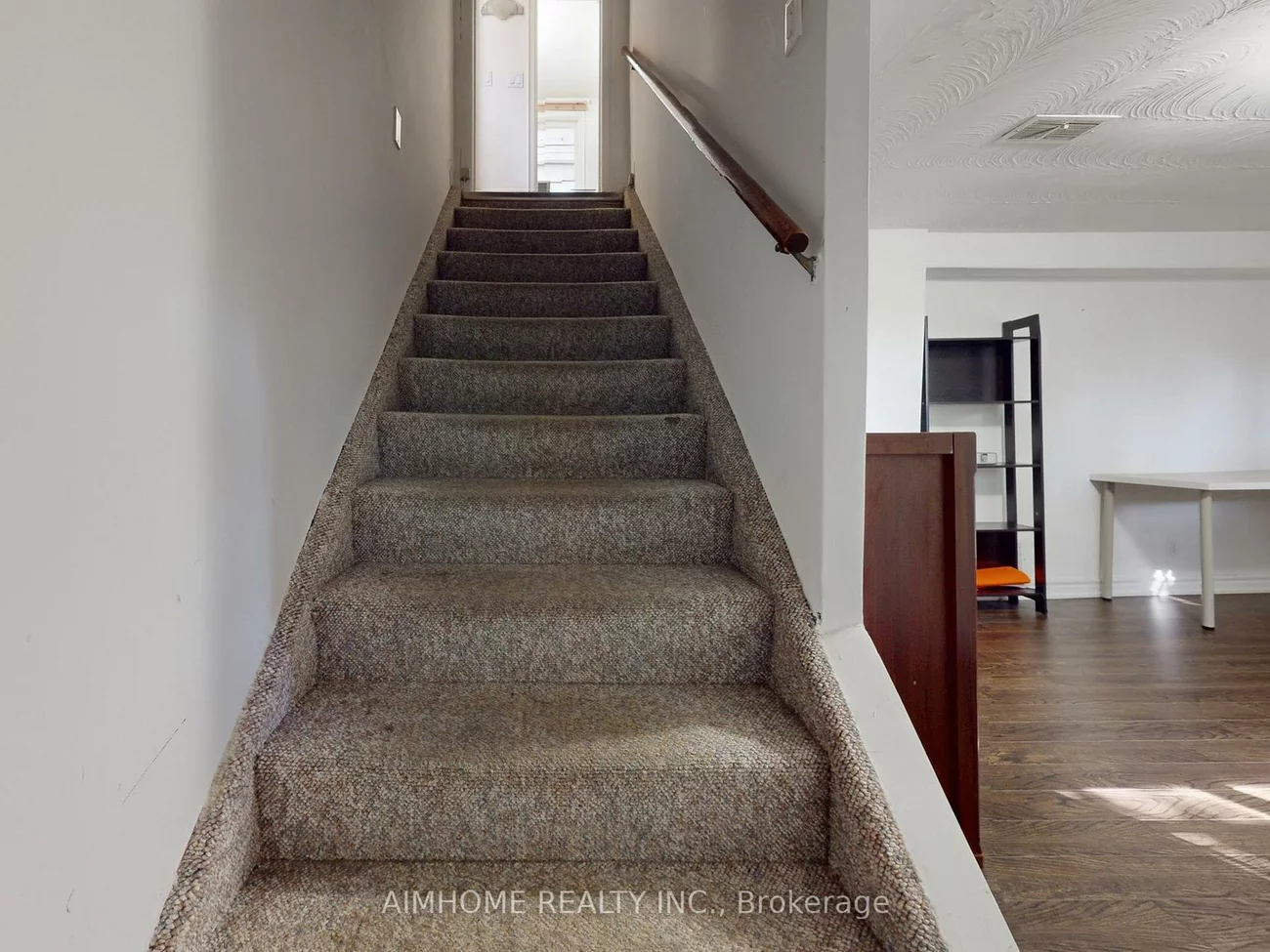 61, Talbot, Newtonbrook West, Toronto