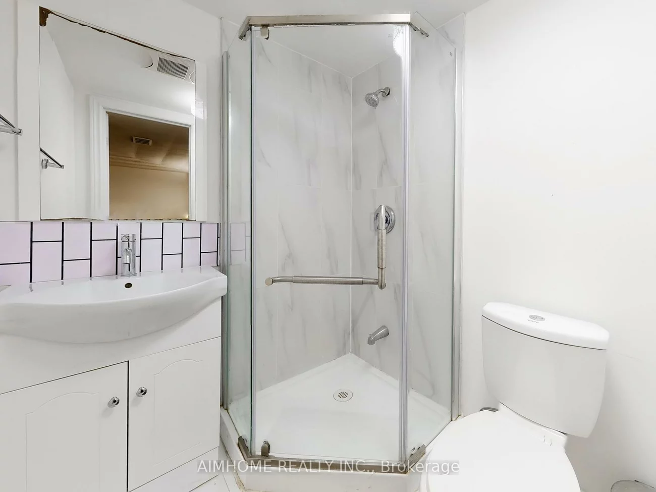 61, Talbot, Newtonbrook West, Toronto